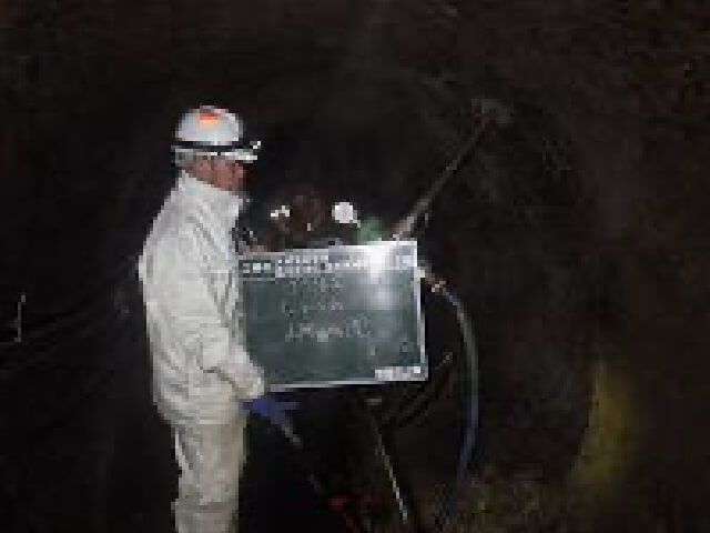 坑内グラウト状況