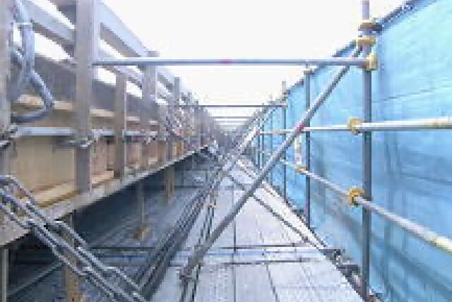 水切り部型枠設置状況