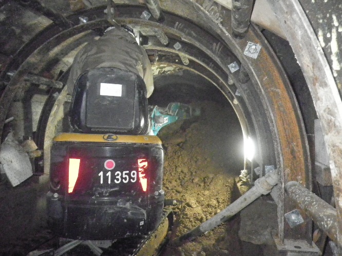 【2024年事件簿】トンネル崩落現場の復旧作業②　崩落部の掘削