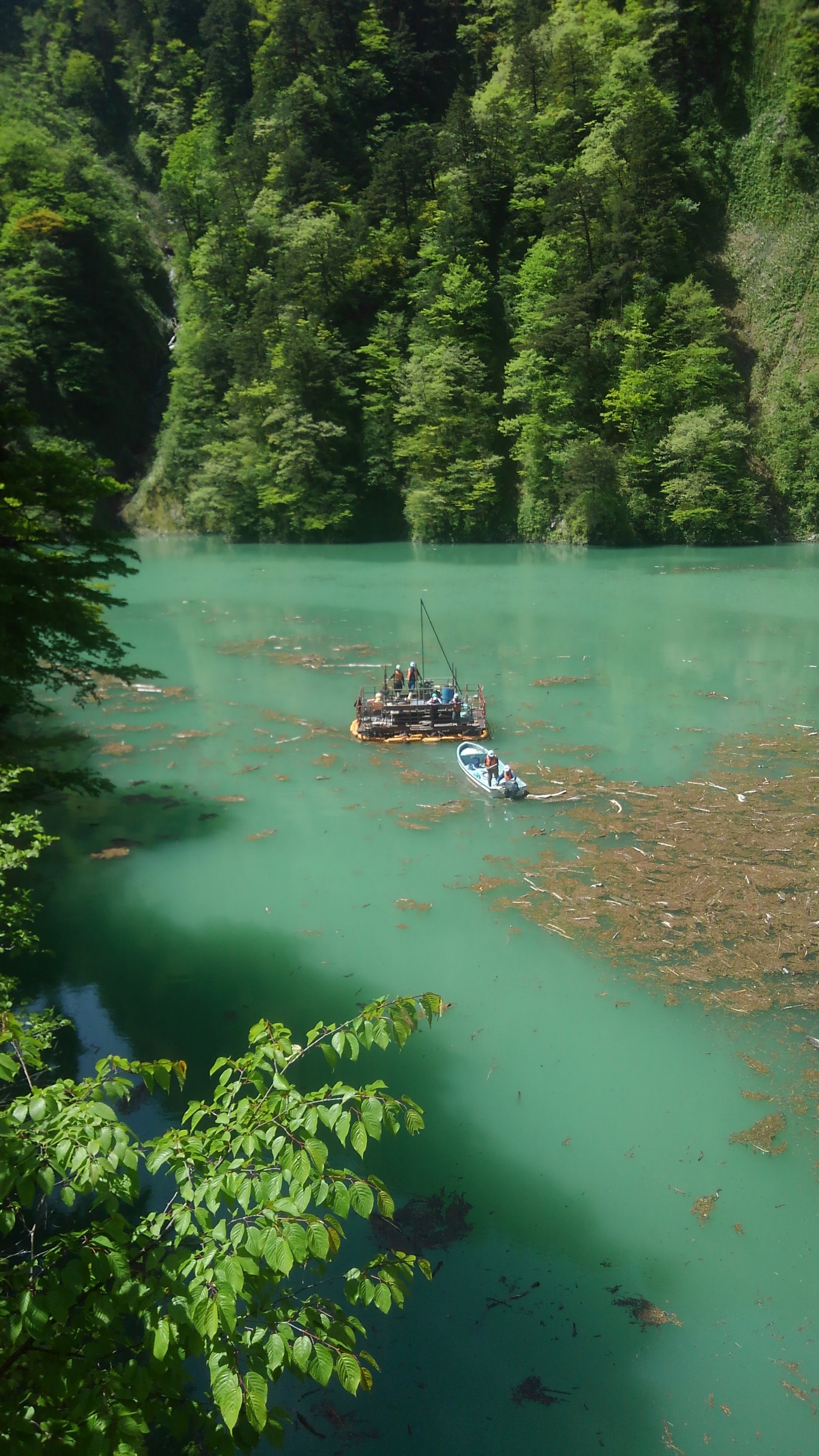 出平ダム底質調査ボーリング